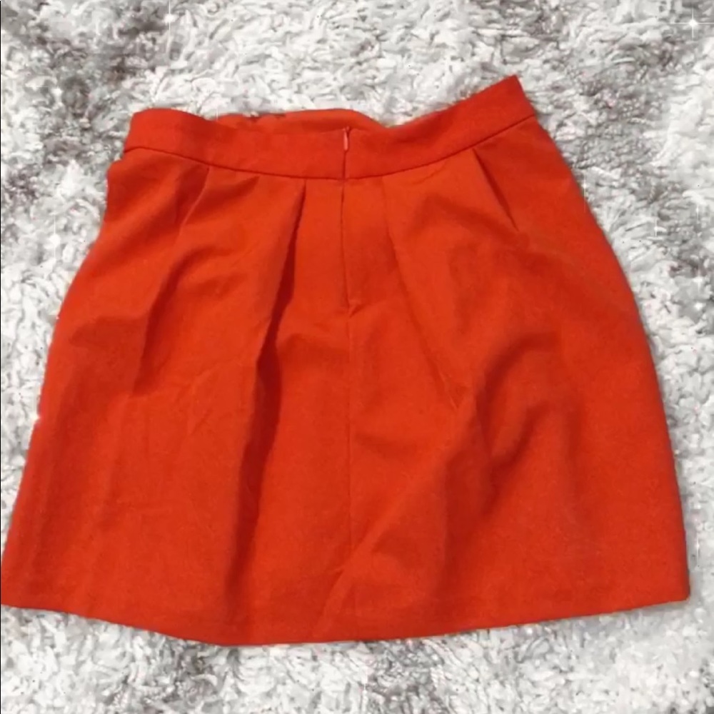 Red skirt